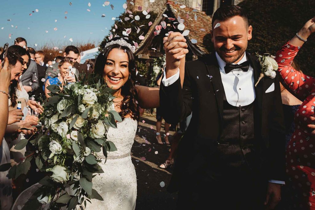 The oakframed Porch the perfect spot for a confetti shot